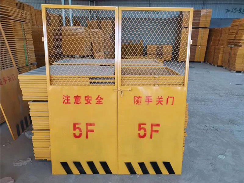 鋼板網(wǎng)施工電梯門 鋼板網(wǎng)施工電梯門